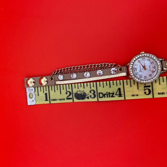 Geneva Platinum Leather Wrap Watch - Picture 11 of 12